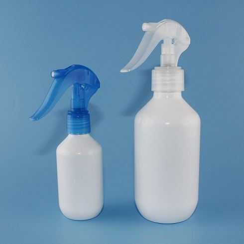 COPCO’s PET bottle with mini trigger sprayer for comfortable use 