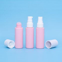 Cosmetic packaging with recycled plastic